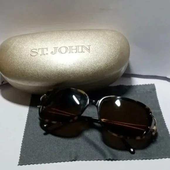 St. John S-011 Honey Tortoise Matte Gold Frame Brown Lens Sunglasses w Flexhinge St. John Matte Gold Brown Tortoise Sunglasses Frames 51-20  main image 3